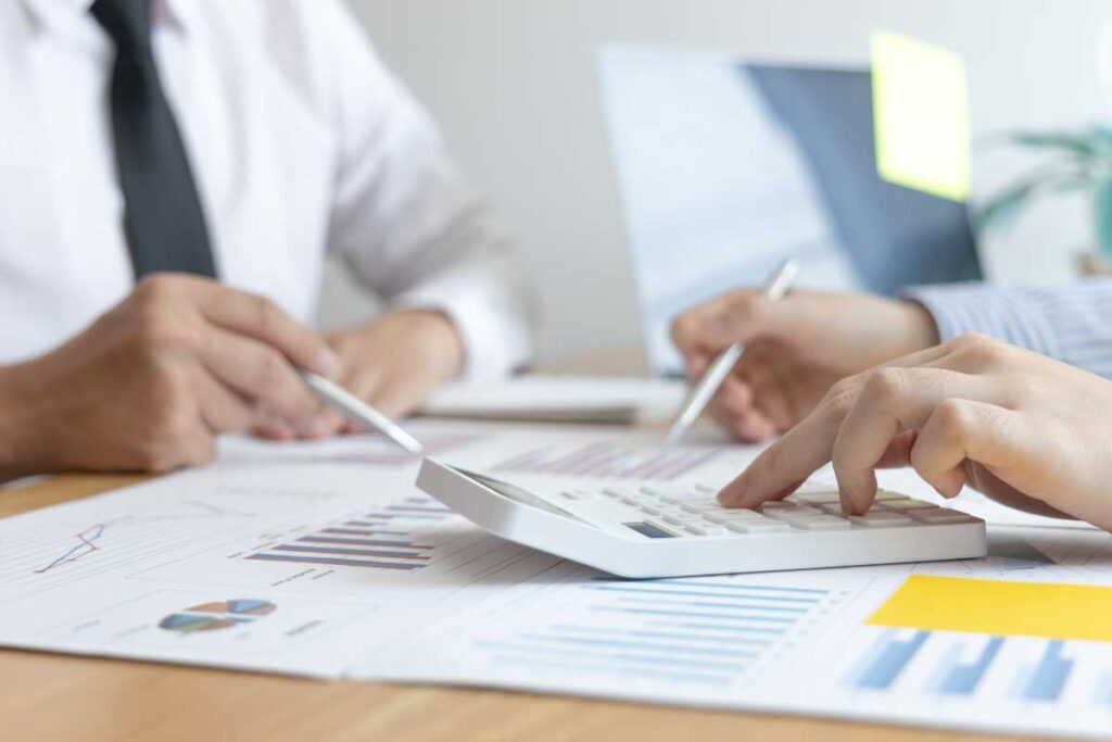 Let Us Handle Your Accounting & Business Needs | Business Minding Services | Accountants in Toronto
